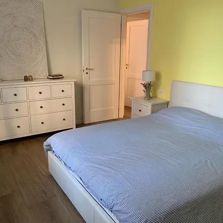 Maribel Casa Mare Daire Rapallo